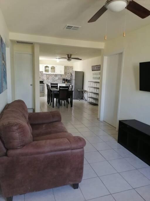 شقة Puerto Peñasco  في Departamento En Planta Alta, Muy Centrico. المظهر الخارجي الصورة